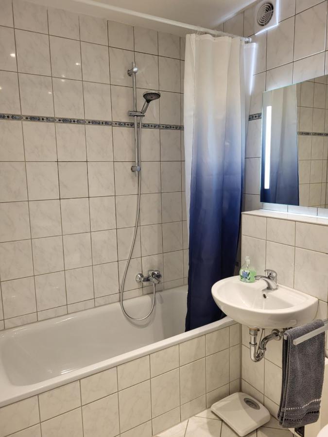 Apartment Naehe Duesseldorf Messe Expo, Airport, Train Station Дуйсбург Екстер'єр фото